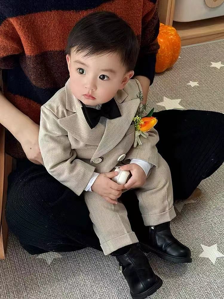 周岁男宝（图ZNDAwNTk5MzAw） - 人文/纪实摄影 - 站酷设计师挚纯baby瑶海店原创素材 - 站酷ZCOOL