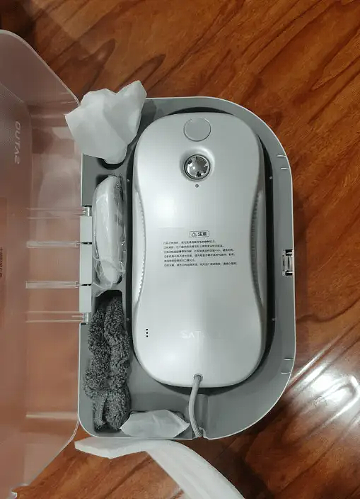 高层擦窗机器人好用吗？擦窗机器人选购入门指南（图ZNDAwNjAxOTUy） - 生活用品 - 站酷设计师番茄一号pro原创素材 - 站酷ZCOOL