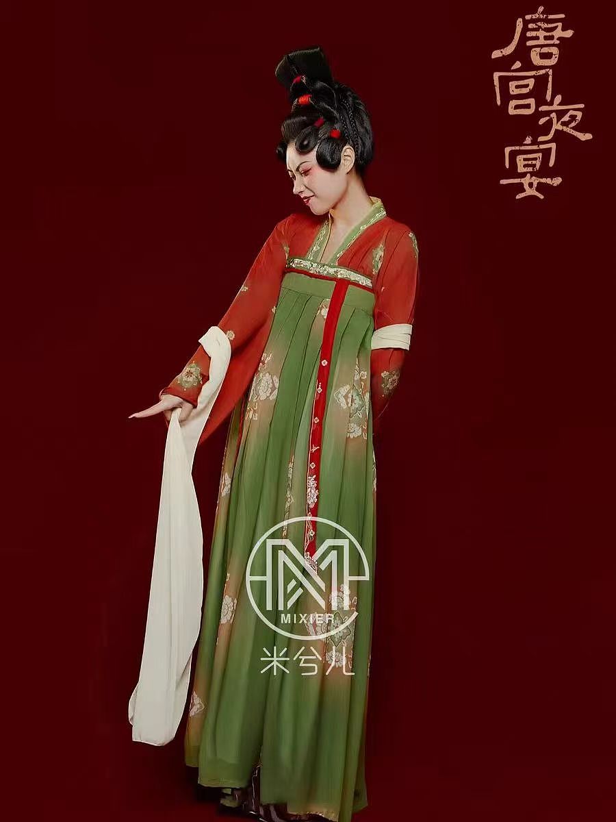 孕妇写真（图ZNDAwNzA2MzA4） - 人文/纪实摄影 - 站酷设计师挚纯baby瑶海店原创素材 - 站酷ZCOOL