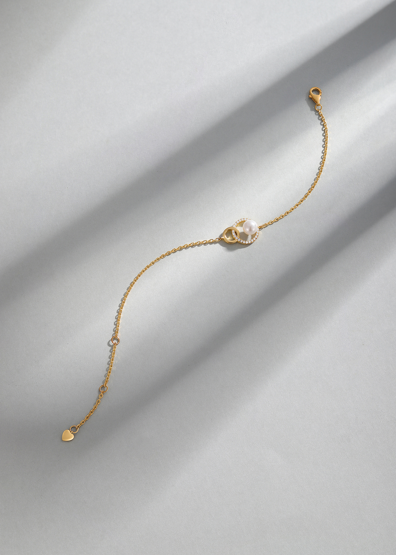 珠宝摄影｜珠宝修图｜产品摄影｜风速摄影（图ZNDAwNzE2NDg4） - 产品摄影 - 站酷设计师风速摄影guoziyi原创素材 - 站酷ZCOOL