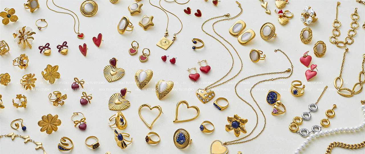 饰品组合丨饰品海报丨麦图摄影丨耳环丨项链丨（图ZNDAwNzQ4Njky） - 产品摄影 - 站酷设计师麦图商业摄影原创素材 - 站酷ZCOOL