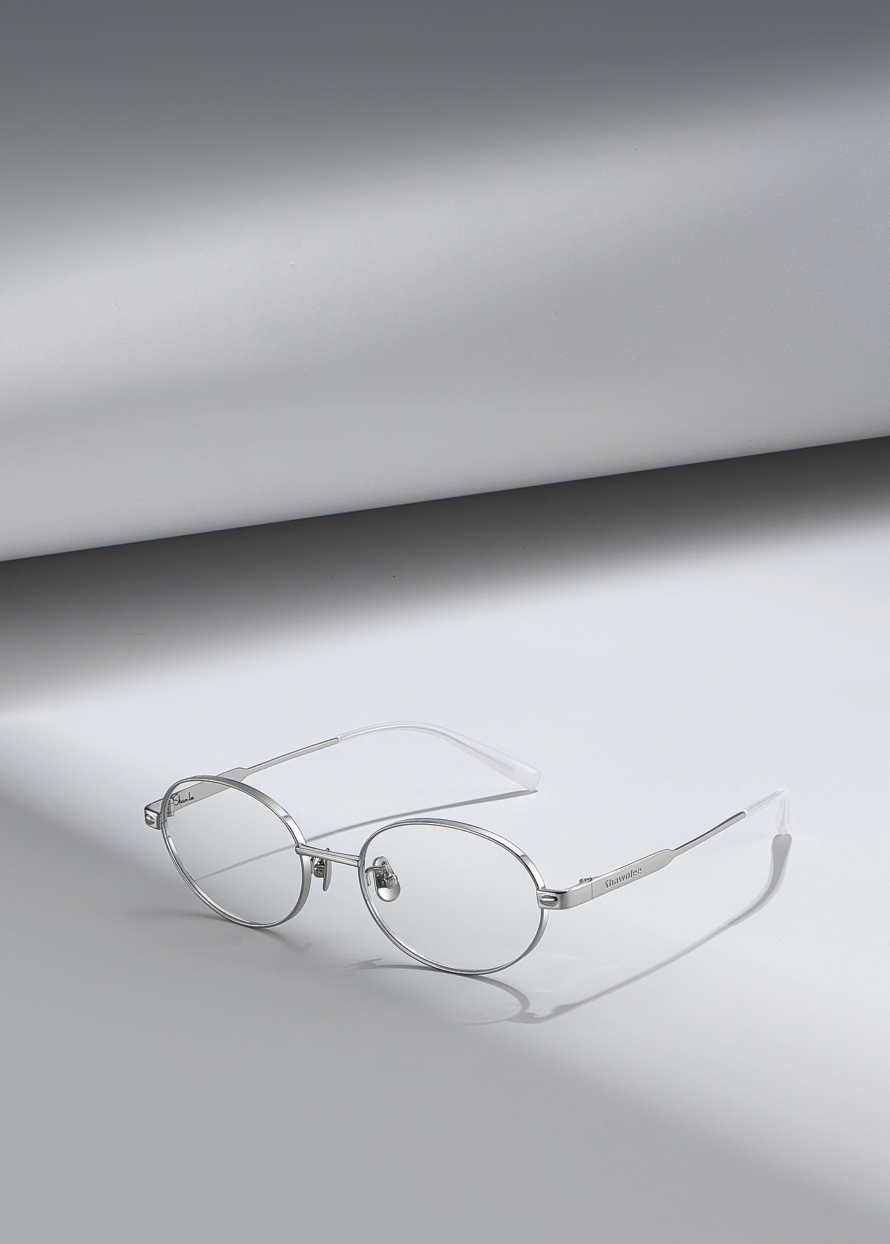 清冷风眼镜拍摄（图ZNDAwODA0OTIw） - 产品摄影 - 站酷设计师Z473140046原创素材 - 站酷ZCOOL