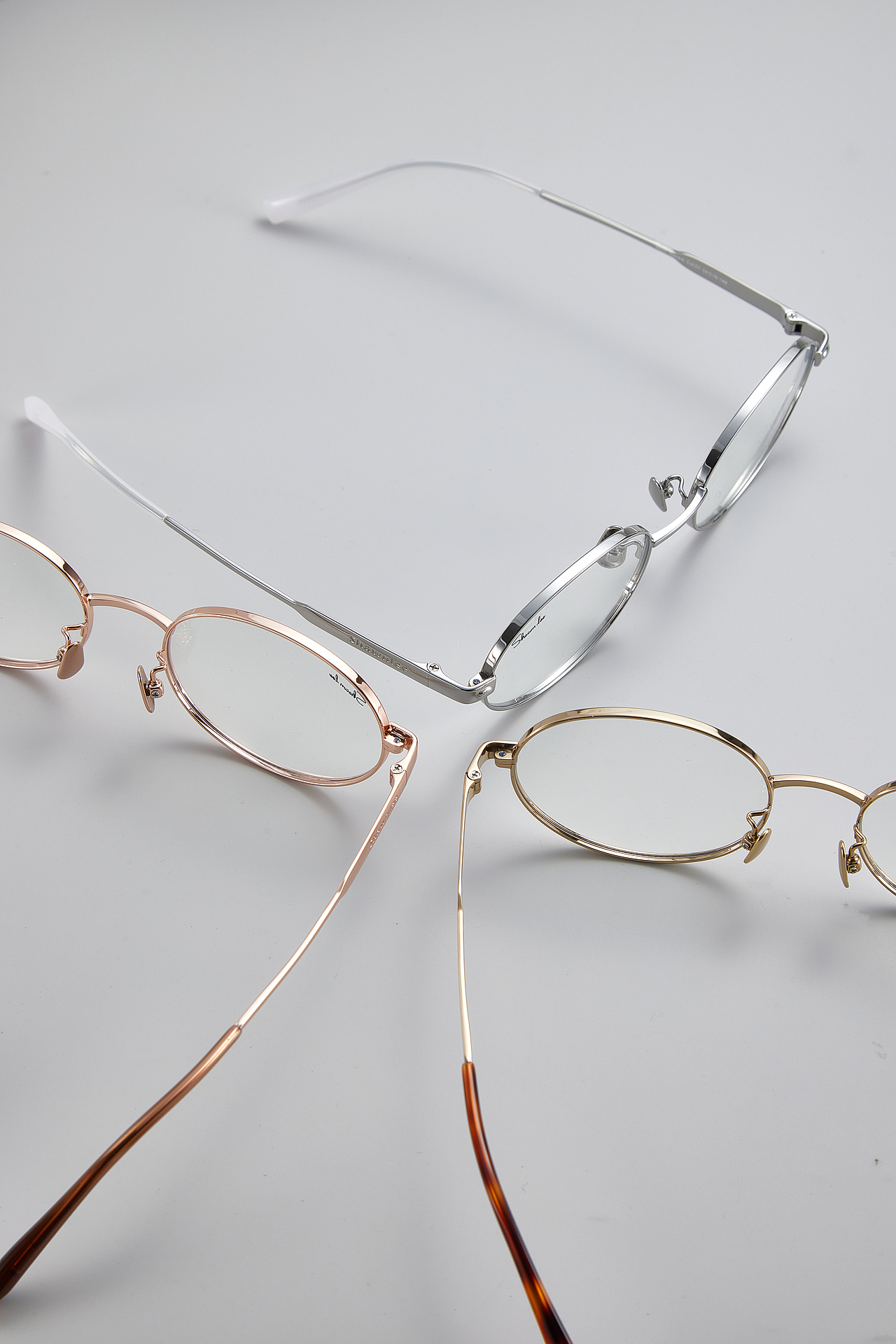 清冷风眼镜拍摄（图ZNDAwODA0OTM2） - 产品摄影 - 站酷设计师Z473140046原创素材 - 站酷ZCOOL