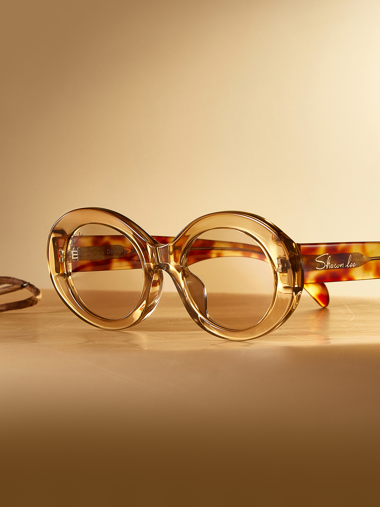 通透感眼镜拍摄～（图ZNDAwODA1MDEy） - 产品摄影 - 站酷设计师Z473140046原创素材 - 站酷ZCOOL