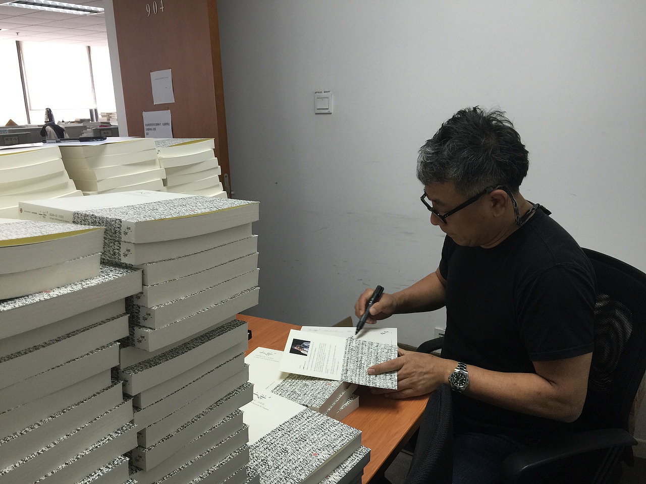 陈耀福：接地气（下篇）（图ZNDAwODEwMTc2） - 品牌 - 站酷设计师纽约国际广告节原创素材 - 站酷ZCOOL