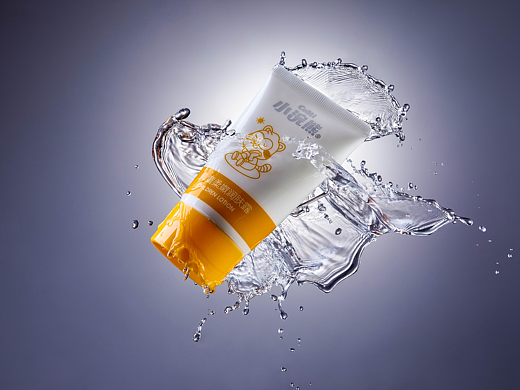 「静物摄影」儿童护肤品创意水花这么拍更有效果