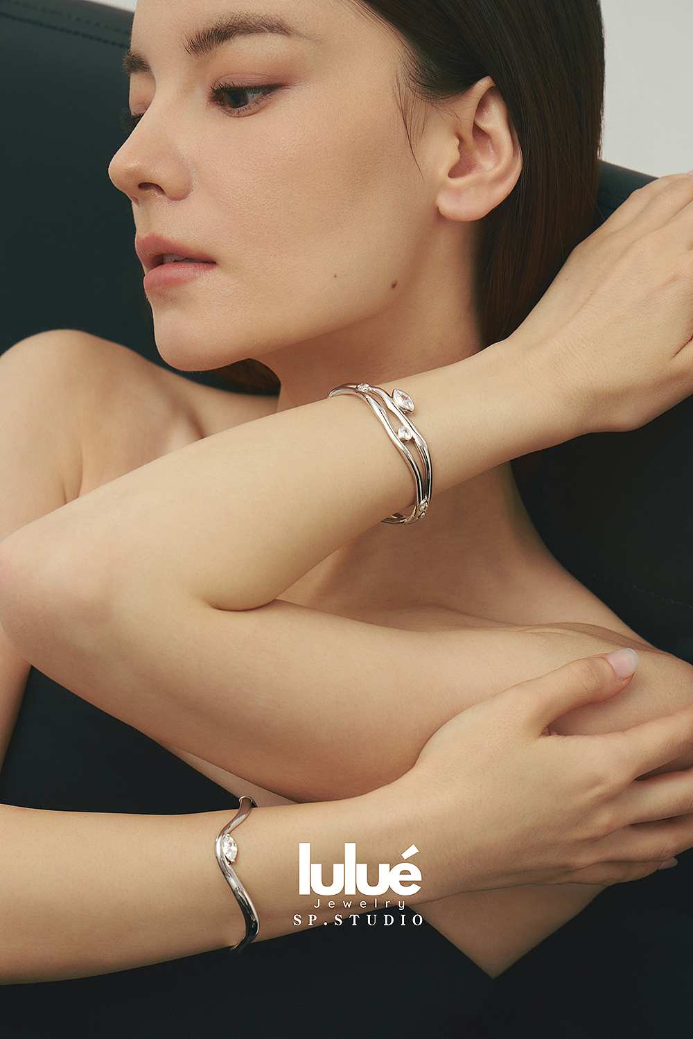 把“完美”戴在身上｜lulué的詩意珠寶?（圖ZNDAwODg3MzMy） - 人像攝影 - 站酷設(shè)計師拾璞文化原創(chuàng)素材 - 站酷ZCOOL