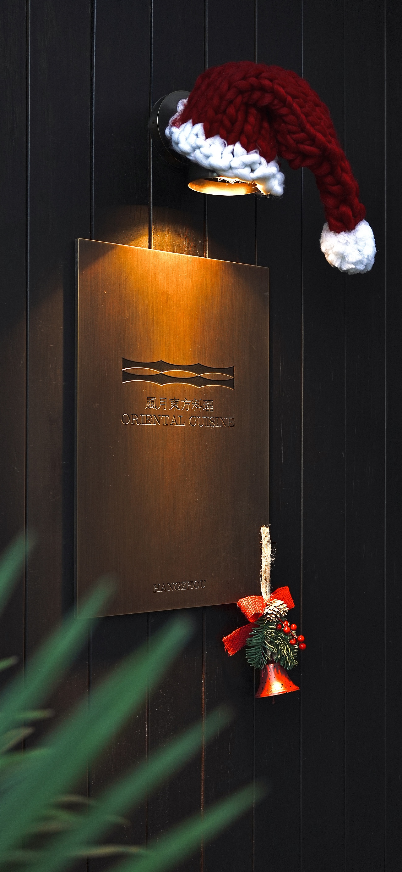 城中有座山（图ZNDAwODk2NDA0） - 环境/建筑摄影 - 站酷设计师活着就是意义原创素材 - 站酷ZCOOL