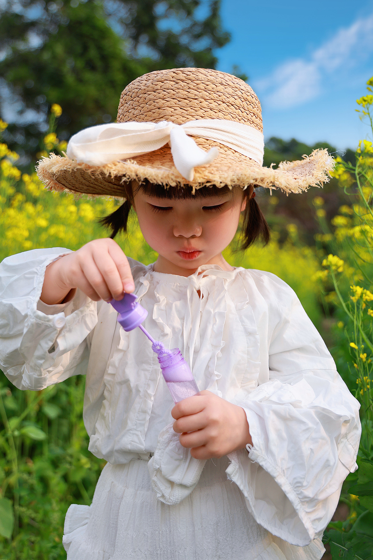 深圳的春天提前到来 油菜花田玩耍的小朋友（图ZNDAxMDQ5MjQ4） - 人像摄影 - 站酷设计师摄影师杨涛原创素材 - 站酷ZCOOL