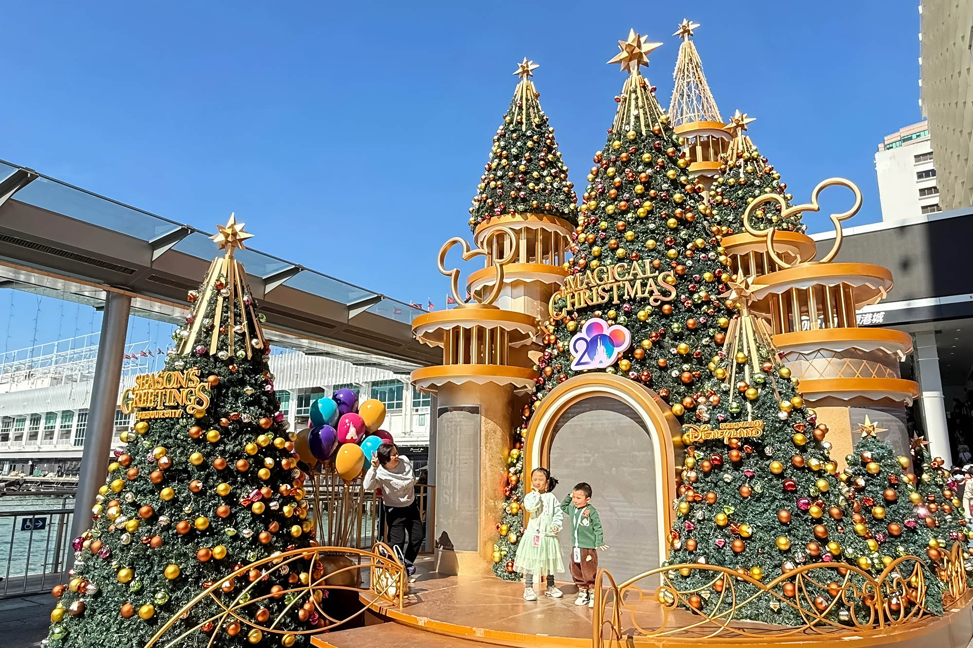 香港海港城商场× 迪士尼圣诞美陈设计 | IP 节日空间肆墨设计公司（图ZMTUzNjUzMTY=） - 资讯 - 站酷设计师柿子创意机构原创素材 - 站酷ZCOOL