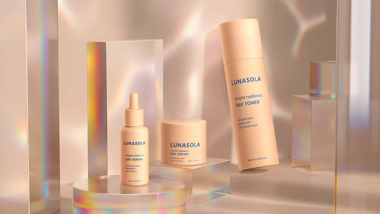 LUNASOLA｜双重保湿精华 视觉概念设计（图ZNDAxMzAzMTI4） - 品牌 - 站酷设计师焕然视觉原创素材 - 站酷ZCOOL