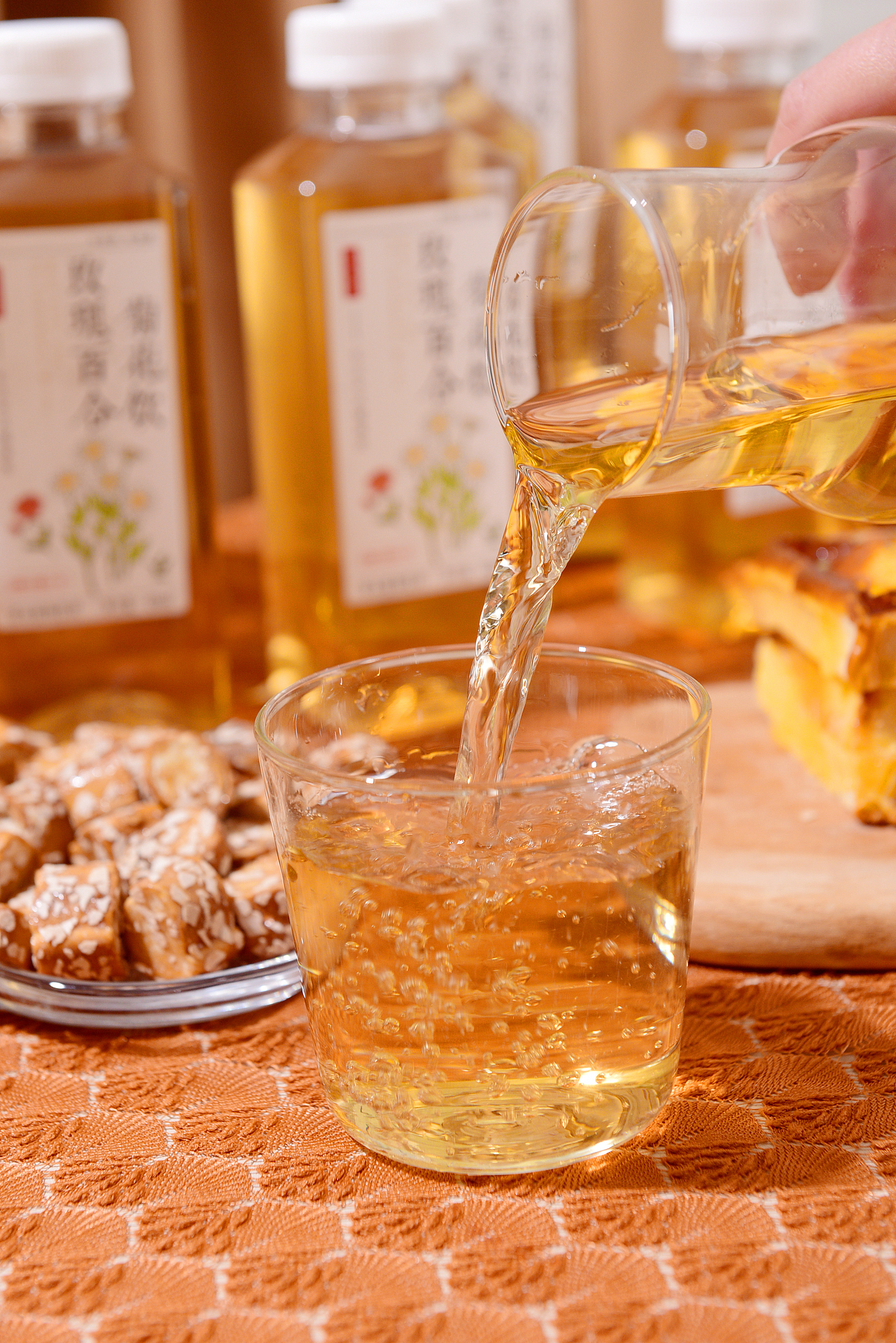 玫瑰百合饮料拍摄（图ZNDAxMzA5MDAw） - 产品摄影 - 站酷设计师新锐远博原创素材 - 站酷ZCOOL