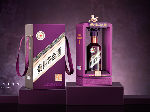 丙午马年生肖茅台酒｜白酒摄影