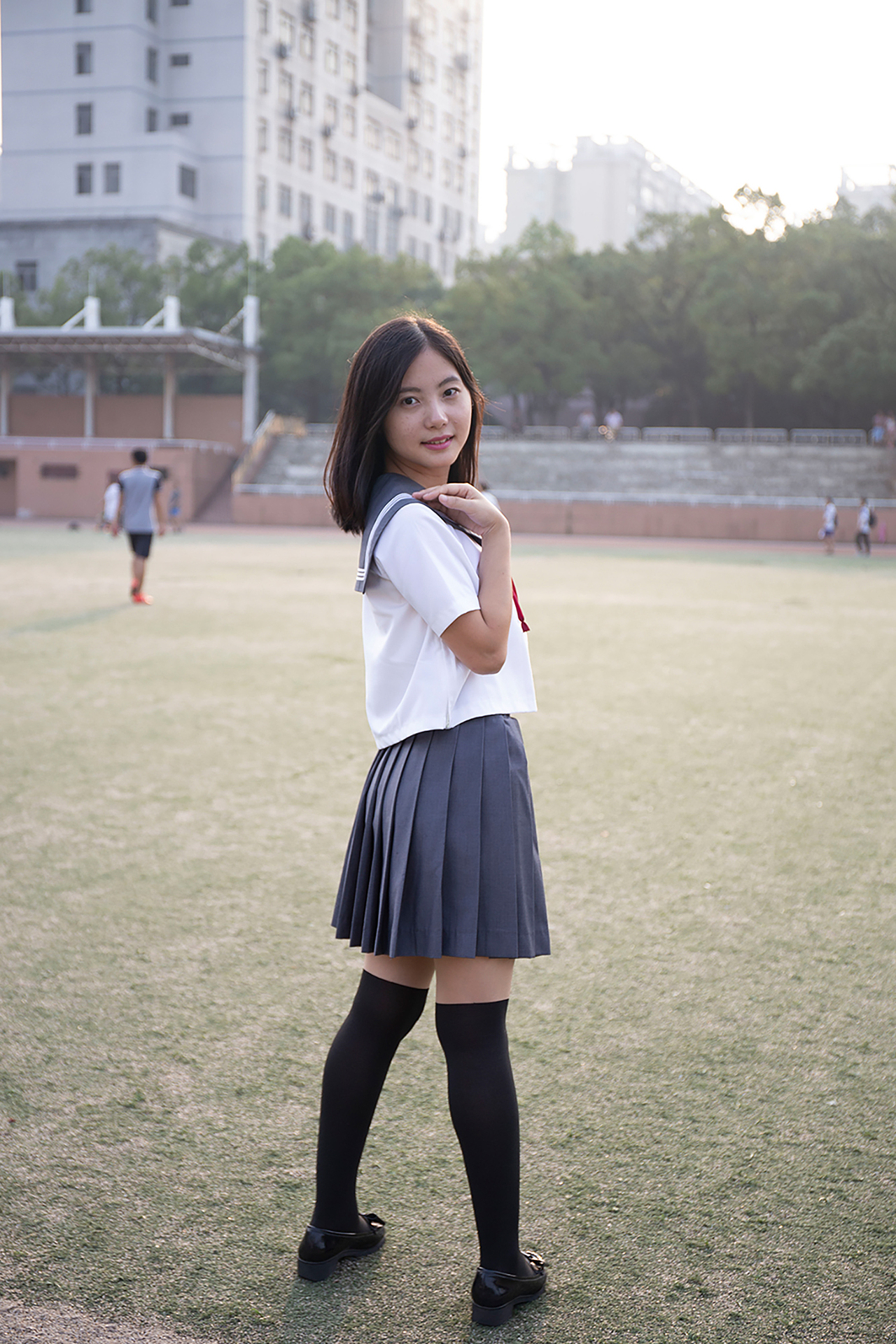 聚光灯下（图ZNDAxMzY5MzY4） - 修图/后期 - 站酷设计师醒空原创素材 - 站酷ZCOOL