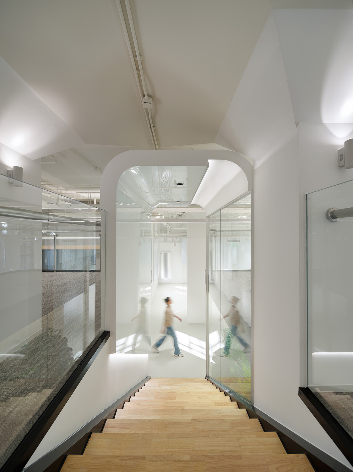 办公室空间设计案例 | 办公室空间实景拍摄（图ZNDAxMzkwMDIw） - 环境/建筑摄影 - 站酷设计师建筑空间摄影纪尧原创素材 - 站酷ZCOOL