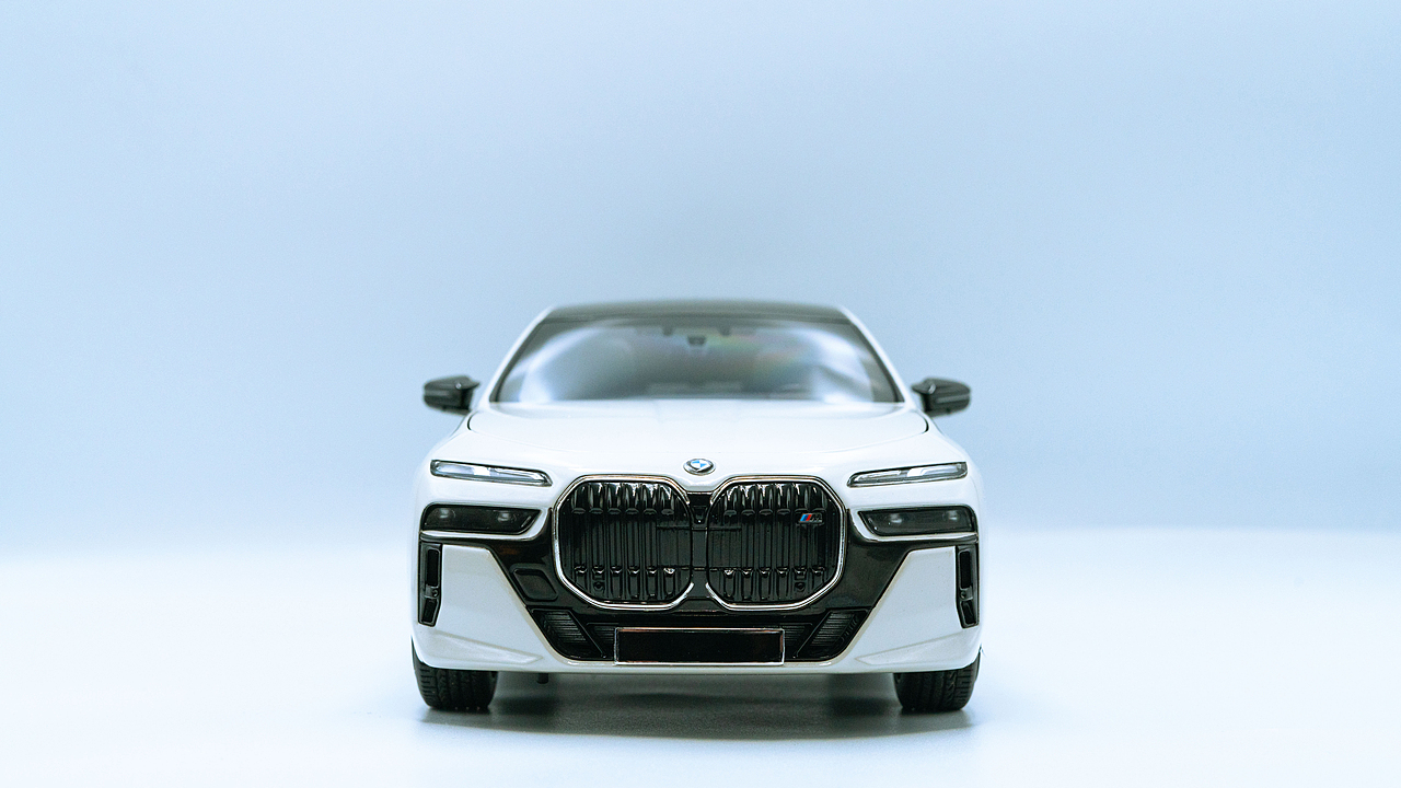 BMW i7 M70 G70 MINICHAMPS 1:18（图ZNDAxNDQ0MDI0） - 其他摄影 - 站酷设计师饭饭饭樊原创素材 - 站酷ZCOOL