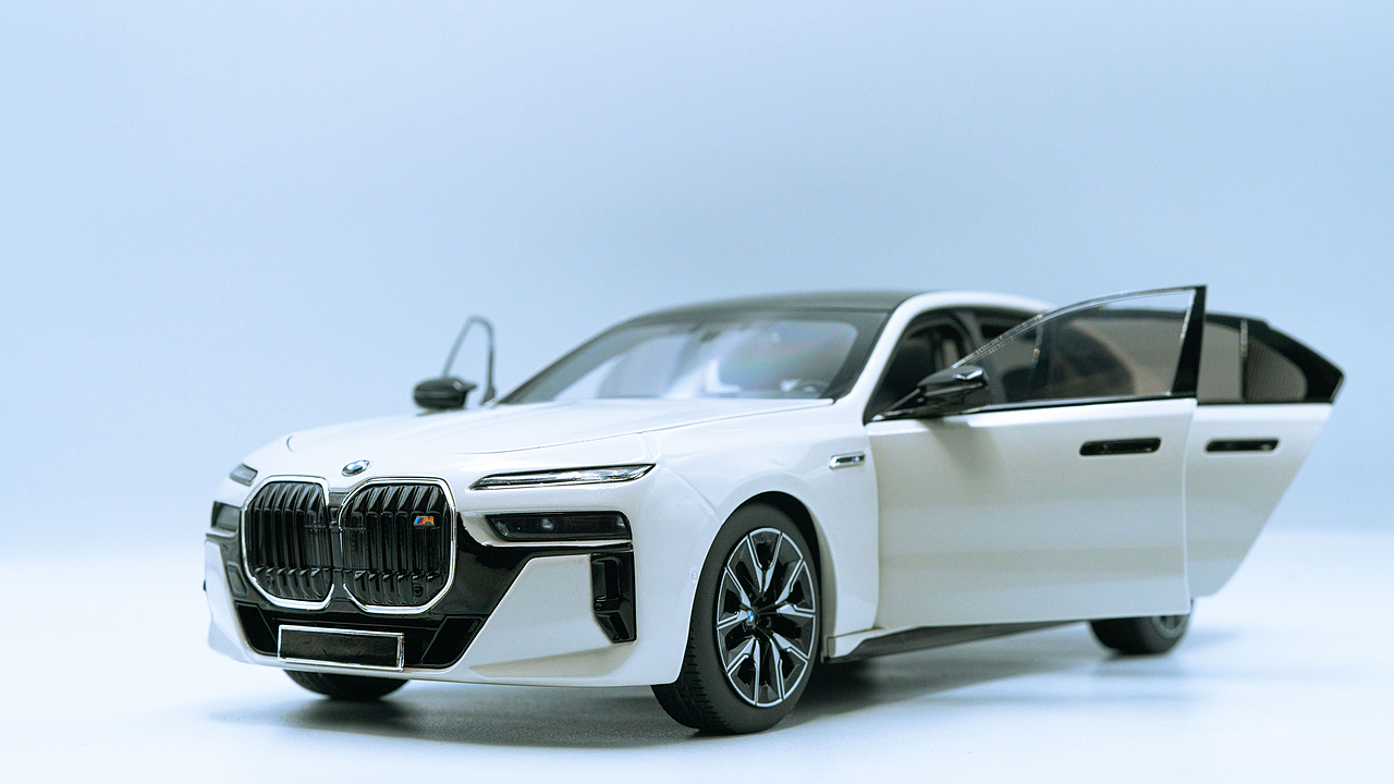 BMW i7 M70 G70 MINICHAMPS 1:18（图ZNDAxNDQ0MDA0） - 其他摄影 - 站酷设计师饭饭饭樊原创素材 - 站酷ZCOOL