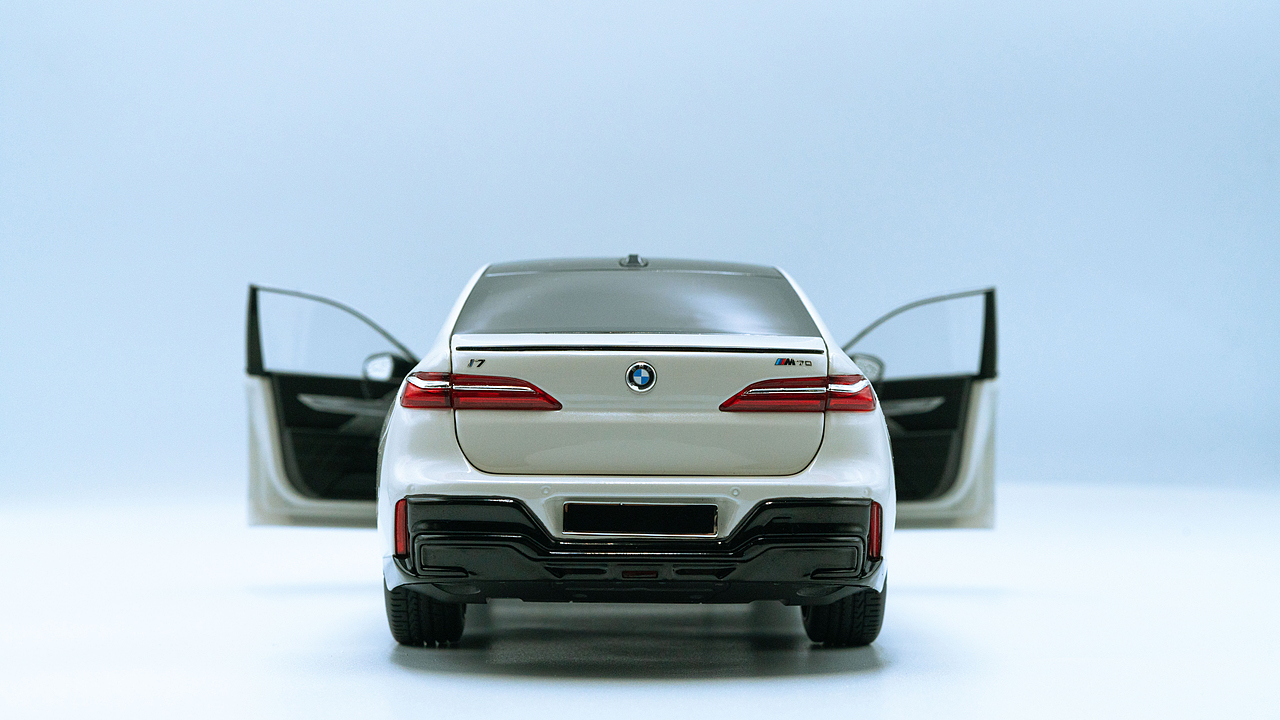 BMW i7 M70 G70 MINICHAMPS 1:18（图ZNDAxNDQ0MDU2） - 其他摄影 - 站酷设计师饭饭饭樊原创素材 - 站酷ZCOOL