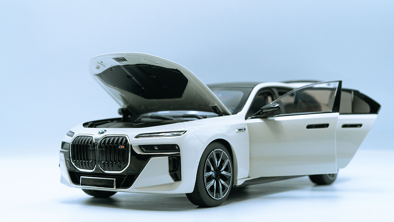 BMW i7 M70 G70 MINICHAMPS 1:18（图ZNDAxNDQ0MDEy） - 其他摄影 - 站酷设计师饭饭饭樊原创素材 - 站酷ZCOOL