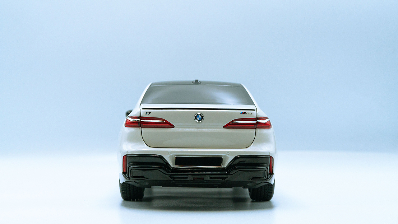 BMW i7 M70 G70 MINICHAMPS 1:18（图ZNDAxNDQ0MDYw） - 其他摄影 - 站酷设计师饭饭饭樊原创素材 - 站酷ZCOOL