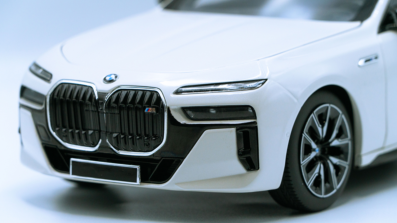 BMW i7 M70 G70 MINICHAMPS 1:18（图ZNDAxNDQ0MTMy） - 其他摄影 - 站酷设计师饭饭饭樊原创素材 - 站酷ZCOOL