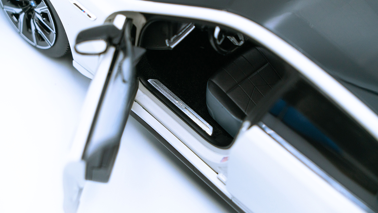 BMW i7 M70 G70 MINICHAMPS 1:18（图ZNDAxNDQ0MjEy） - 其他摄影 - 站酷设计师饭饭饭樊原创素材 - 站酷ZCOOL