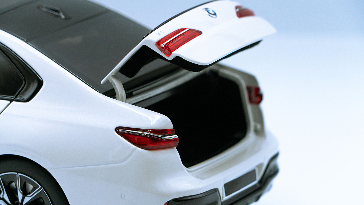 BMW i7 M70 G70 MINICHAMPS 1:18（图ZNDAxNDQ0MTk2） - 其他摄影 - 站酷设计师饭饭饭樊原创素材 - 站酷ZCOOL