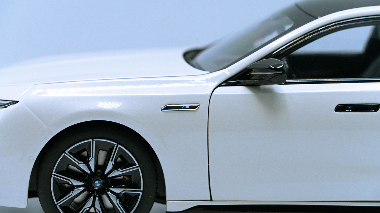 BMW i7 M70 G70 MINICHAMPS 1:18（图ZNDAxNDQ0MTY4） - 其他摄影 - 站酷设计师饭饭饭樊原创素材 - 站酷ZCOOL