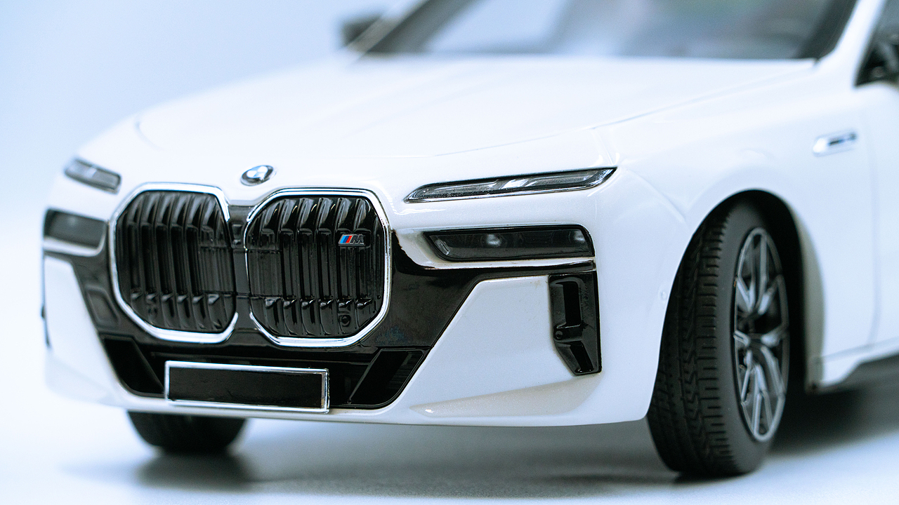 BMW i7 M70 G70 MINICHAMPS 1:18（图ZNDAxNDQ0Mjky） - 其他摄影 - 站酷设计师饭饭饭樊原创素材 - 站酷ZCOOL