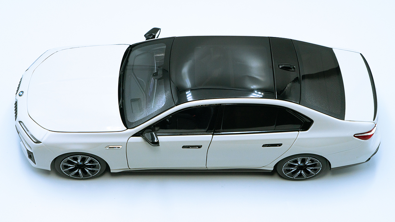 BMW i7 M70 G70 MINICHAMPS 1:18（图ZNDAxNDQ0MzQ4） - 其他摄影 - 站酷设计师饭饭饭樊原创素材 - 站酷ZCOOL