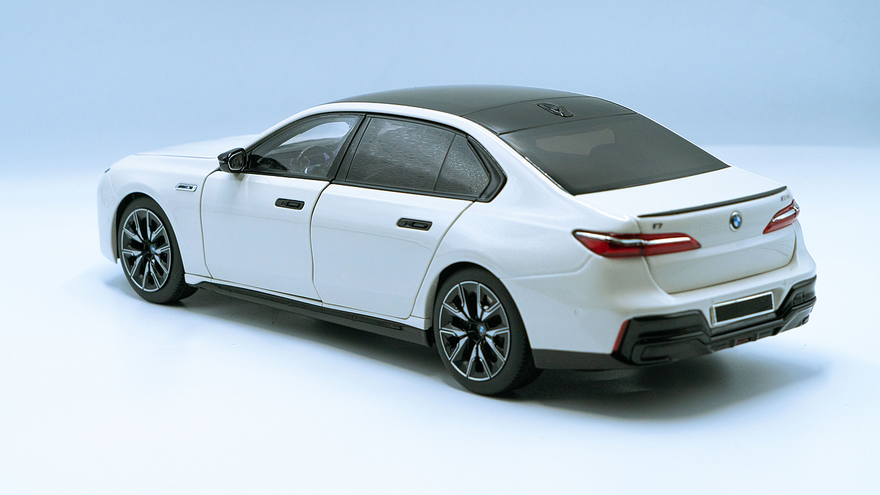 BMW i7 M70 G70 MINICHAMPS 1:18（图ZNDAxNDQ0MzUy） - 其他摄影 - 站酷设计师饭饭饭樊原创素材 - 站酷ZCOOL