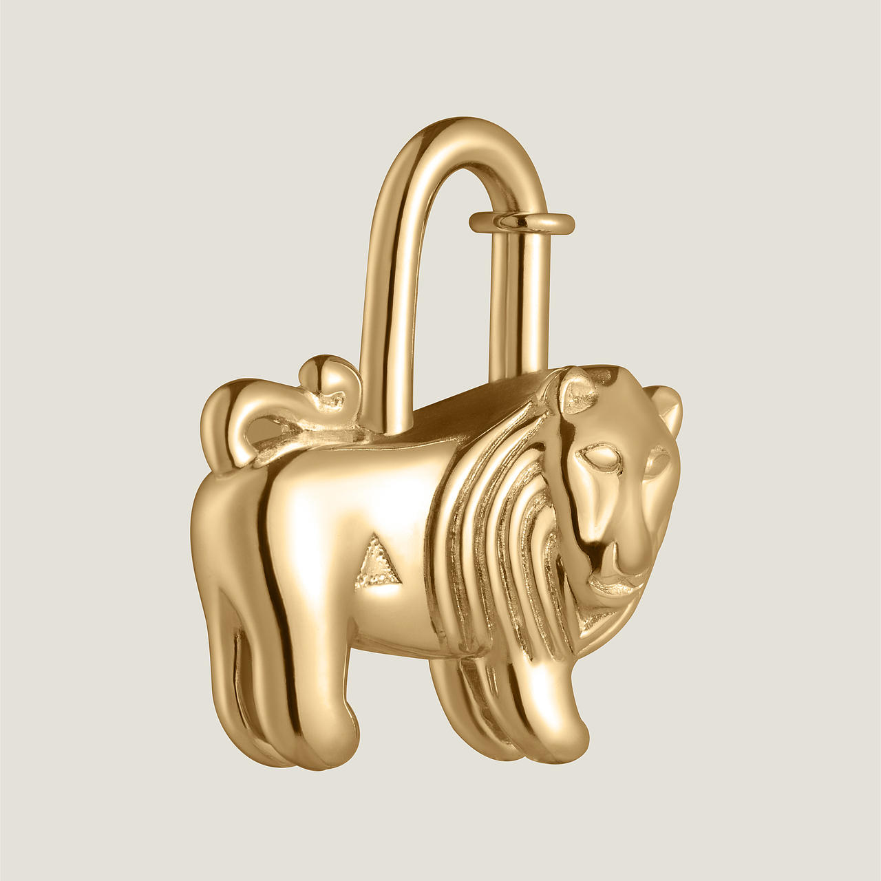 奢侈品配饰 金属包挂饰品 产品拍摄（图ZNDAxNDY4MTQ0） - 产品摄影 - 站酷设计师Alun阿伦原创素材 - 站酷ZCOOL