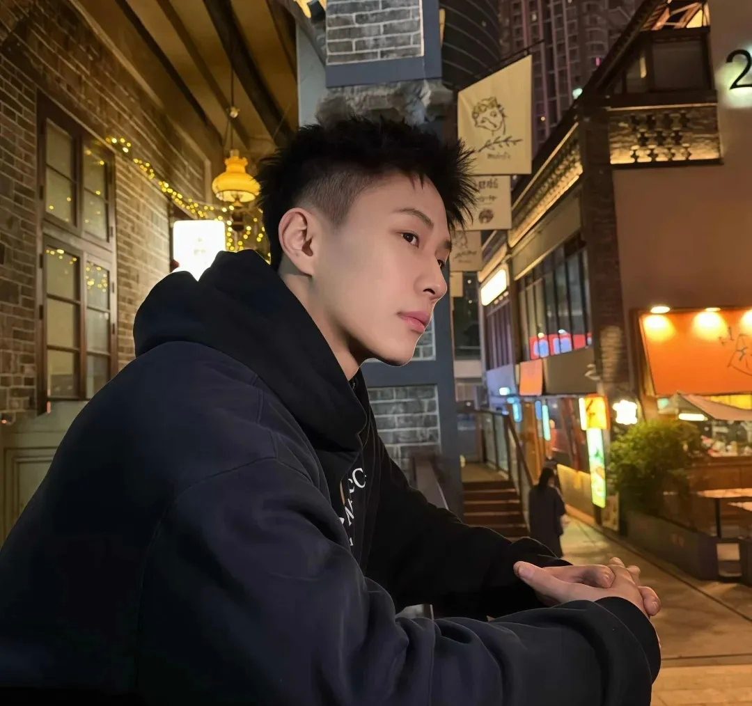 油头塌发终结者!2026男士洗发水沐浴横评:这两款爆款锁油狂飙、香氛封神、实测拆解!(图ZMTUzNzI5MjA=) - 资讯 - 站酷设计师来这个世界看看原创素材 - 站酷ZCOOL