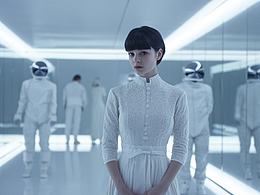 《BLACK MIRROR｜黑白金屬映像》