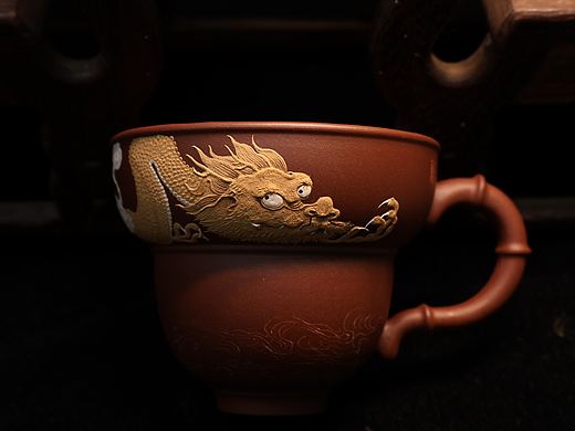 云水生龙·紫砂泥绘品茗杯
