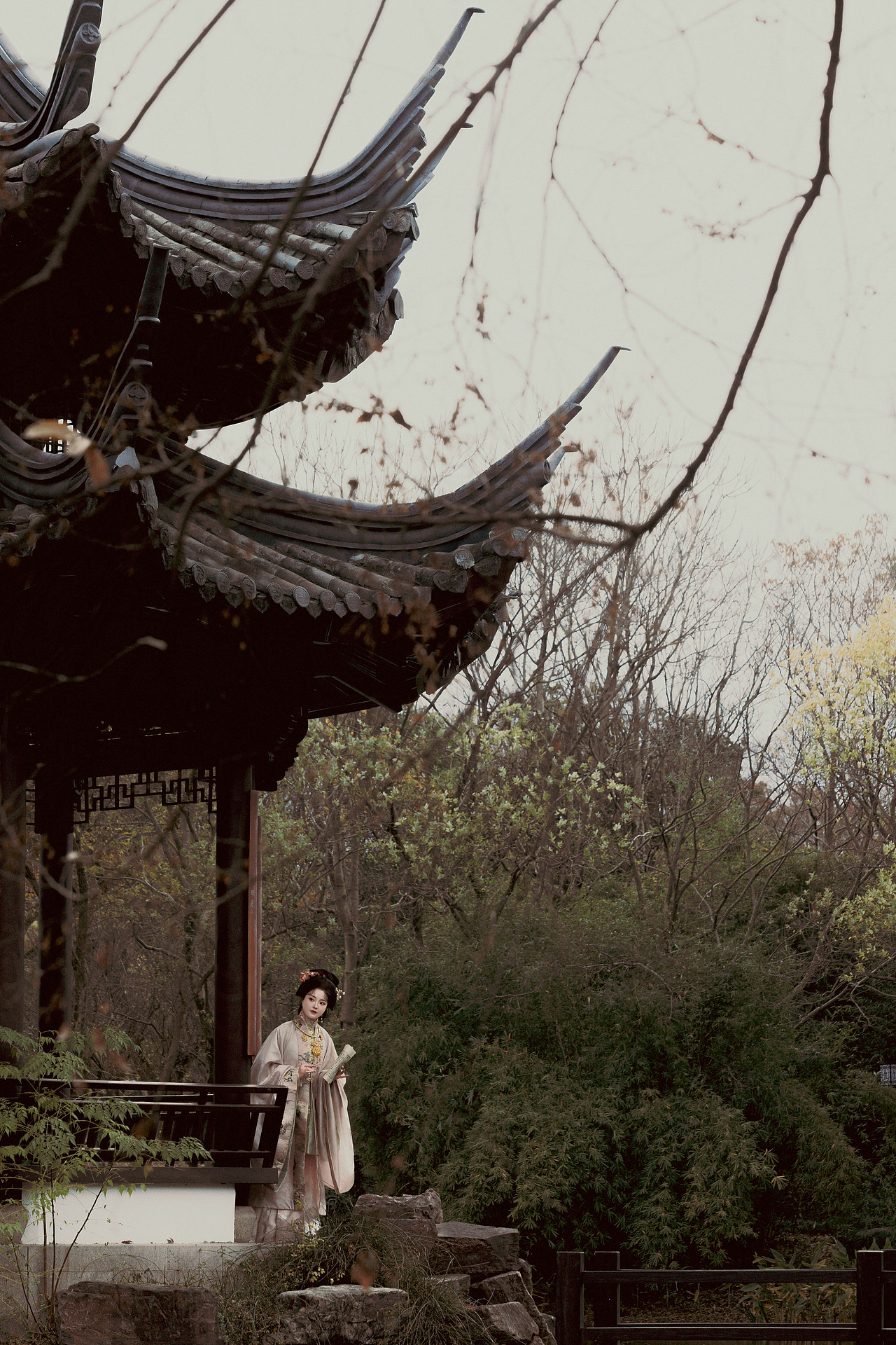 江南晚秋（图ZNDAxNzY1MjIw） - 人像摄影 - 站酷设计师若寒Rock原创素材 - 站酷ZCOOL