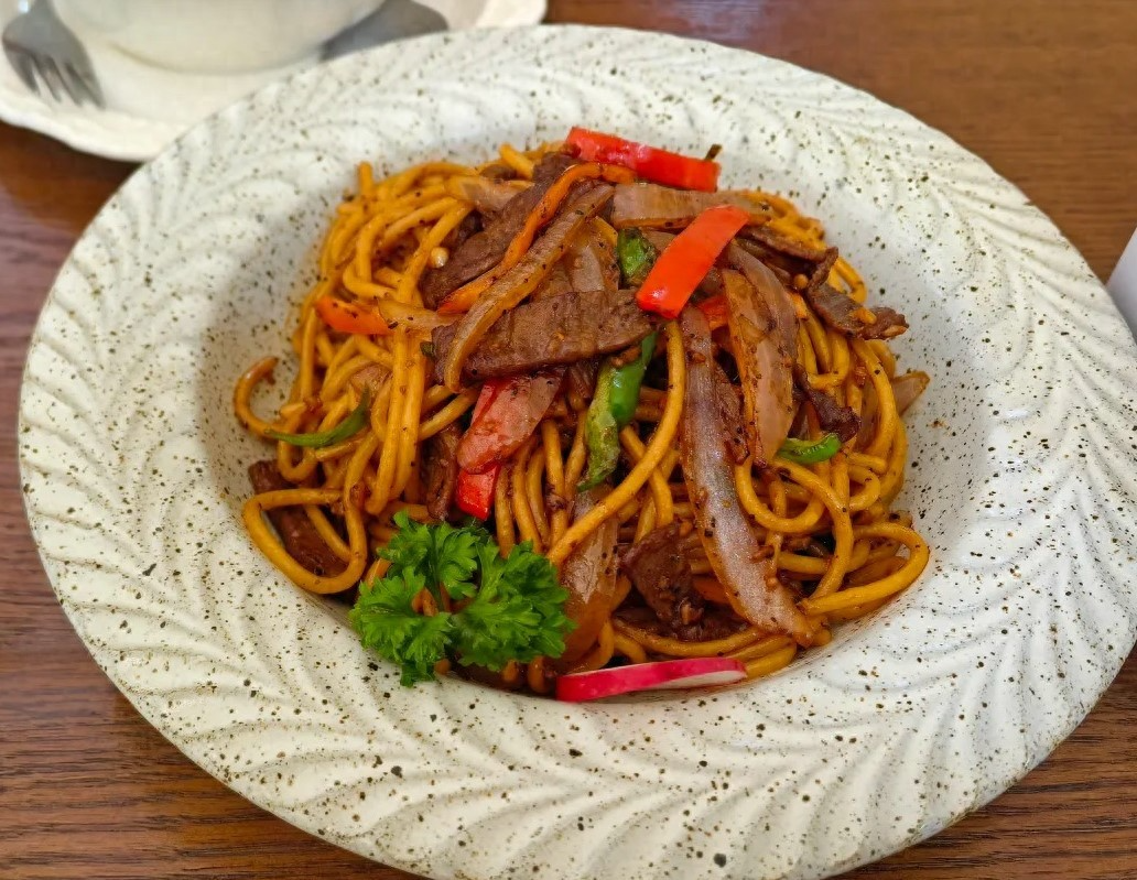 卡洛诗，中式高性价比西餐厅（图ZMTUzODQzNTY=） - 资讯 - 站酷设计师UsFdcMOInb原创素材 - 站酷ZCOOL