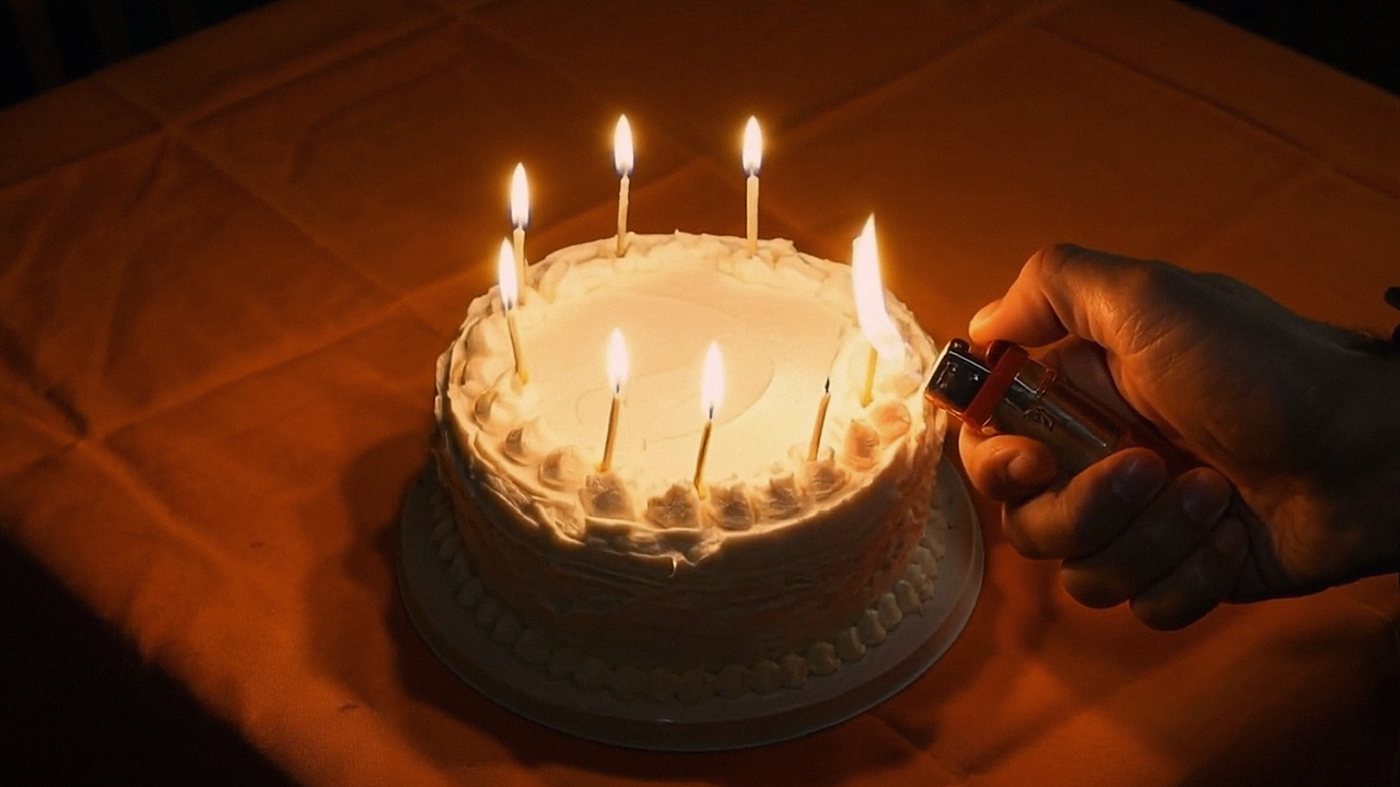 暴雨夜的暖心故事丨超写实AI短片《雨夜急送》（图ZNDAxODA5NzY4） - AI作品 - 站酷设计师SHAUN_AI原创素材 - 站酷ZCOOL