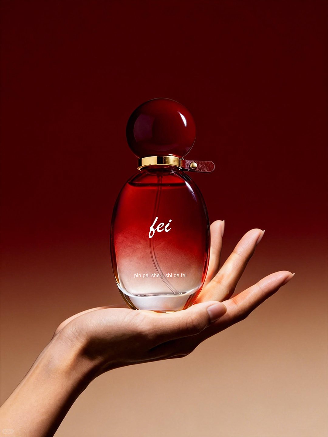 AIGC精准控图，东方意蕴香水摄影（附提示词）（图ZNDAxOTQyMjUy） - AI作品 - 站酷设计师Sophia妃原创素材 - 站酷ZCOOL