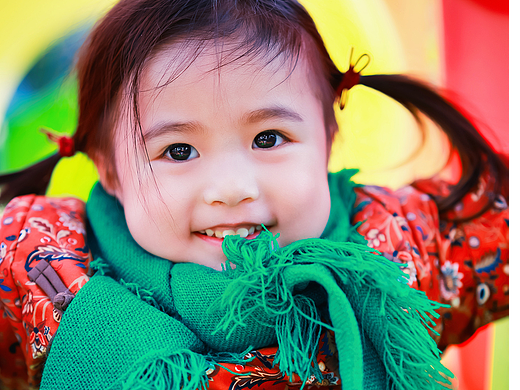穿上这个花棉袄来村里拍一组土味童年写真