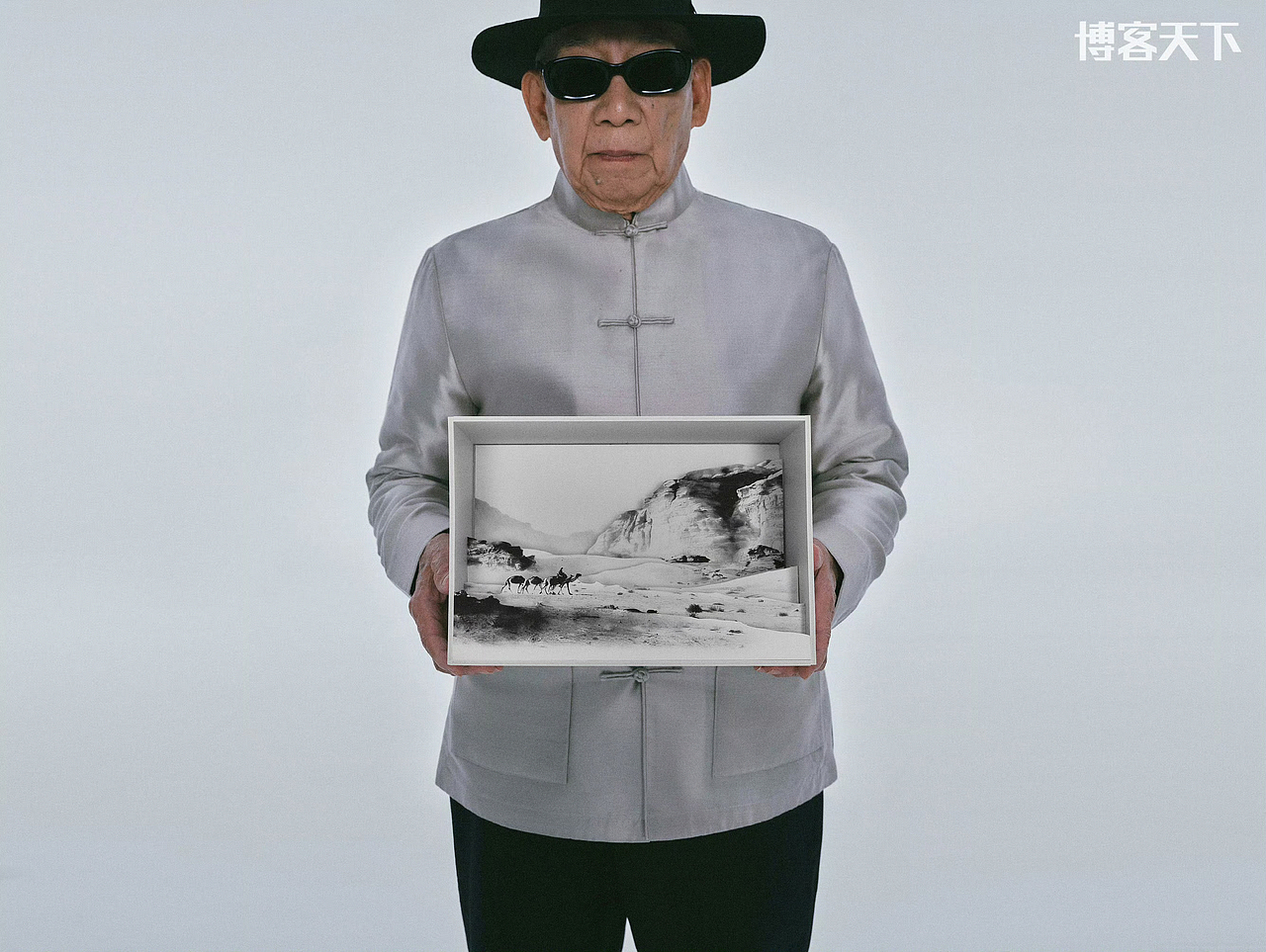 袁和平✖️博客天下 封面人物（图ZNDAyMTcyODAw） - 修图/后期 - 站酷设计师周周商业修图原创素材 - 站酷ZCOOL