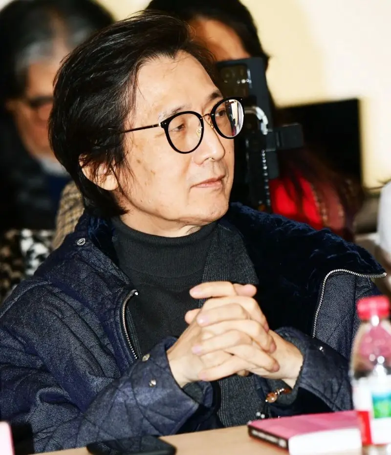 抽象唯一,中美抽象艺术交流展在上海隆重举行(图ZMTUzOTgwMDg=) - 资讯 - 站酷设计师壹号观察原创素材 - 站酷ZCOOL