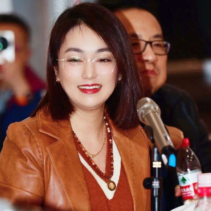 抽象唯一,中美抽象艺术交流展在上海隆重举行(图ZMTUzOTgwNDA=) - 资讯 - 站酷设计师壹号观察原创素材 - 站酷ZCOOL