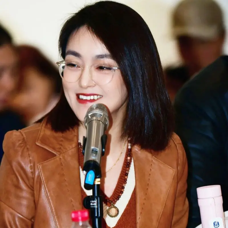 抽象唯一,中美抽象艺术交流展在上海隆重举行(图ZMTUzOTgwNzY=) - 资讯 - 站酷设计师壹号观察原创素材 - 站酷ZCOOL