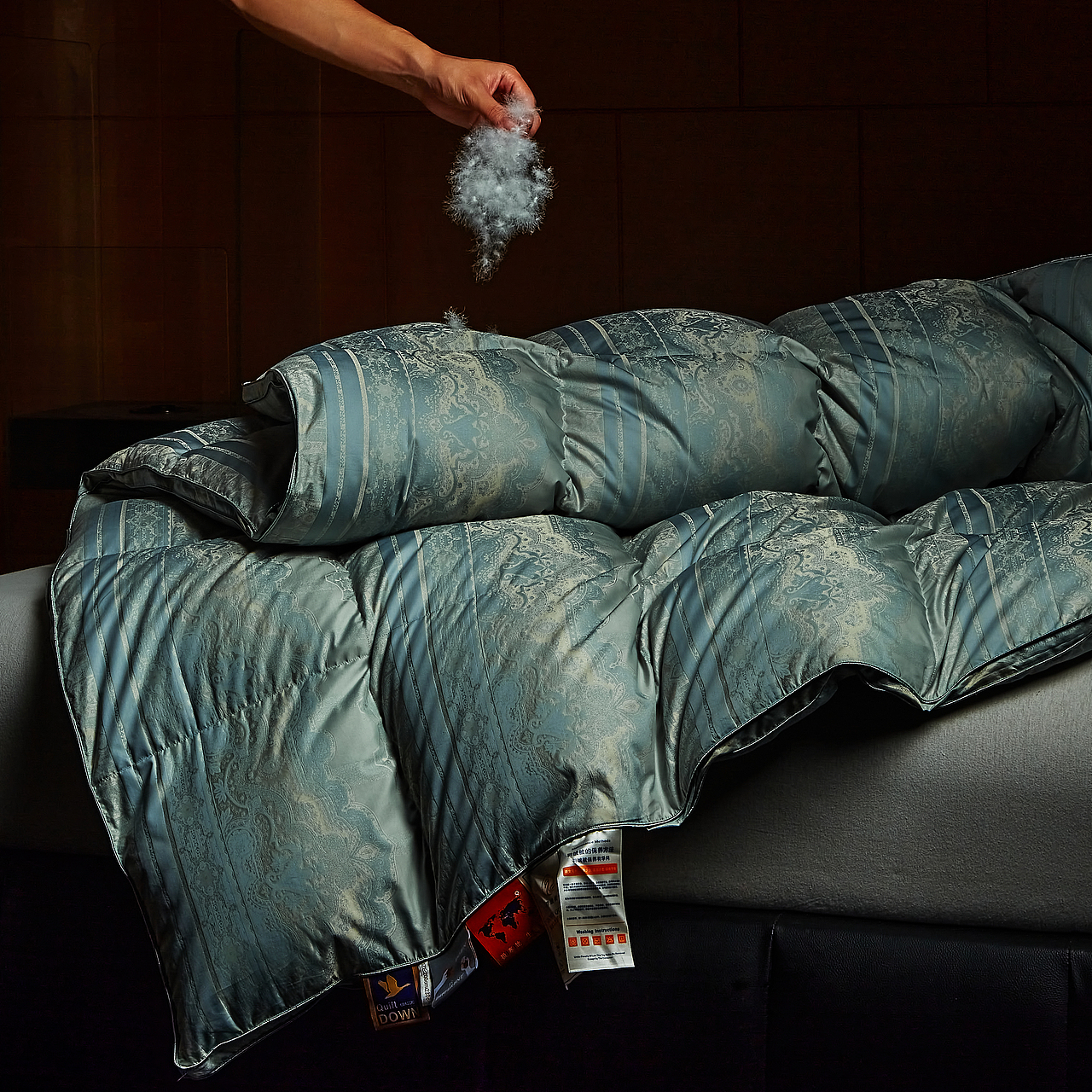 羽绒被（图ZNDAyMzMwMDIw） - 产品摄影 - 站酷设计师阿莱摄影原创素材 - 站酷ZCOOL