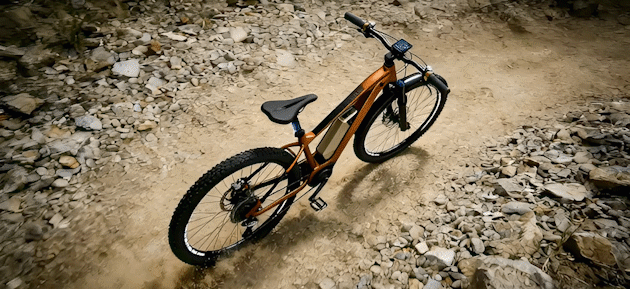 原创《峰驰探索者 Pro 山地自行车》短片（图ZNDAyMzM1NzI0） - 产品 - 站酷设计师Z07213076原创素材 - 站酷ZCOOL