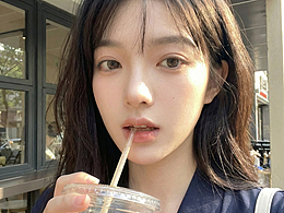 超逼真AI一镜到底