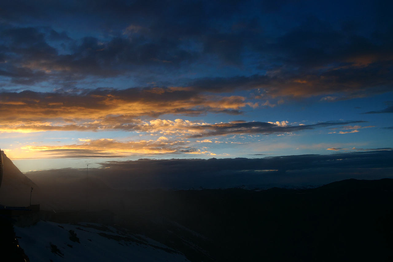 夕阳（图ZNDAyMzQ3ODYw） - 宣传片 - 站酷设计师wn赤子原创素材 - 站酷ZCOOL