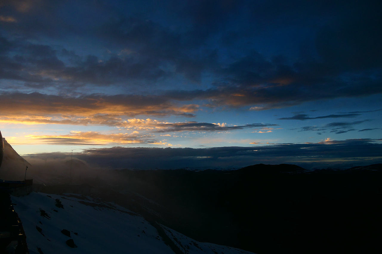 夕阳（图ZNDAyMzQ3OTI0） - 宣传片 - 站酷设计师wn赤子原创素材 - 站酷ZCOOL