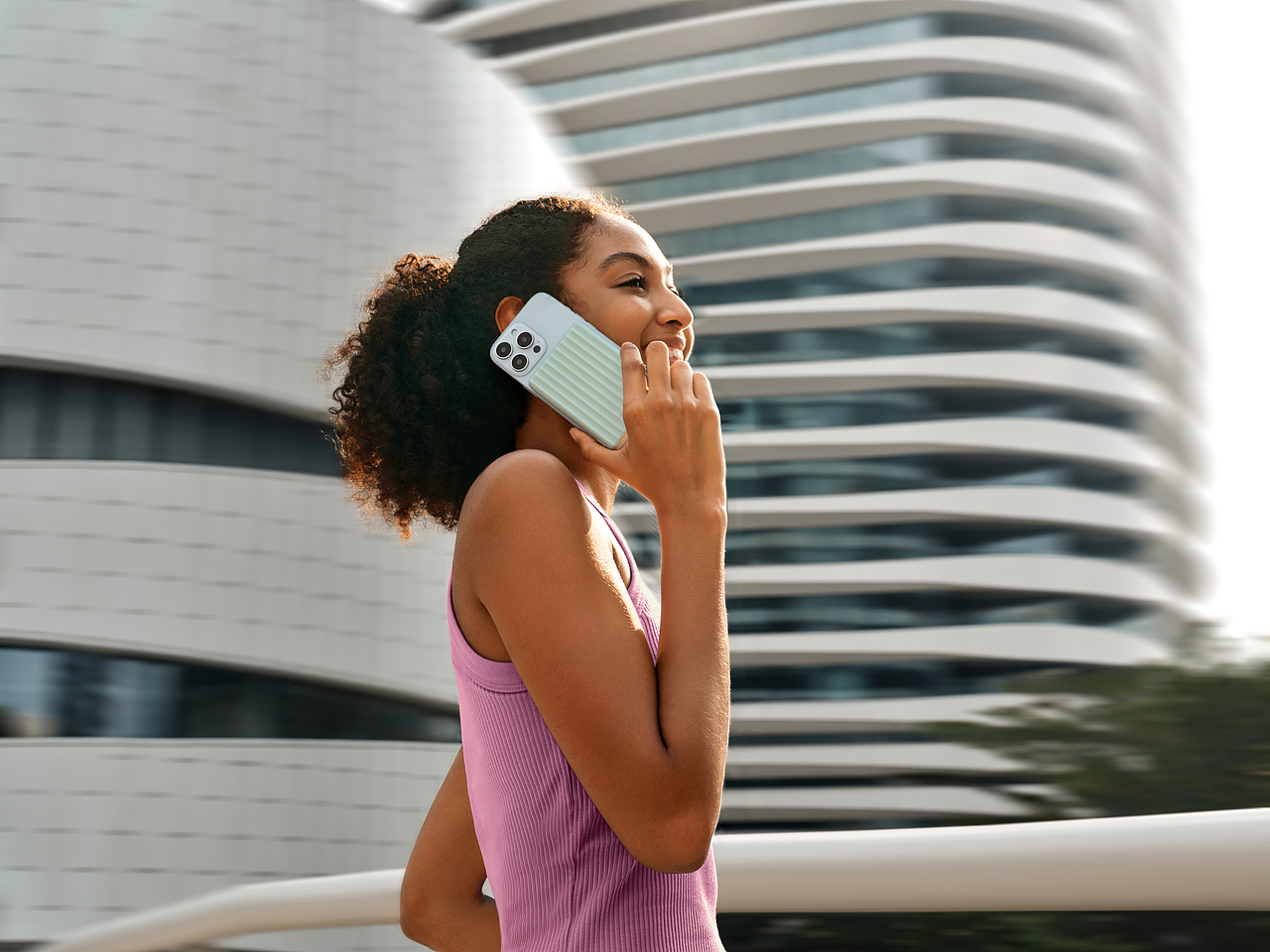 EcoFlow RAPID 磁吸充电宝 Lifestyle成片（图ZNDAyMzYyMDk2） - 产品摄影 - 站酷设计师摄影师陶思庆原创素材 - 站酷ZCOOL